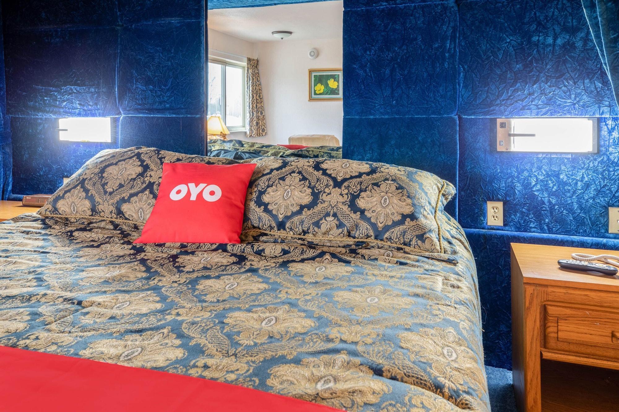 Oyo Hotel Chesaning Route 52 & Hwy 57 Bagian luar foto
