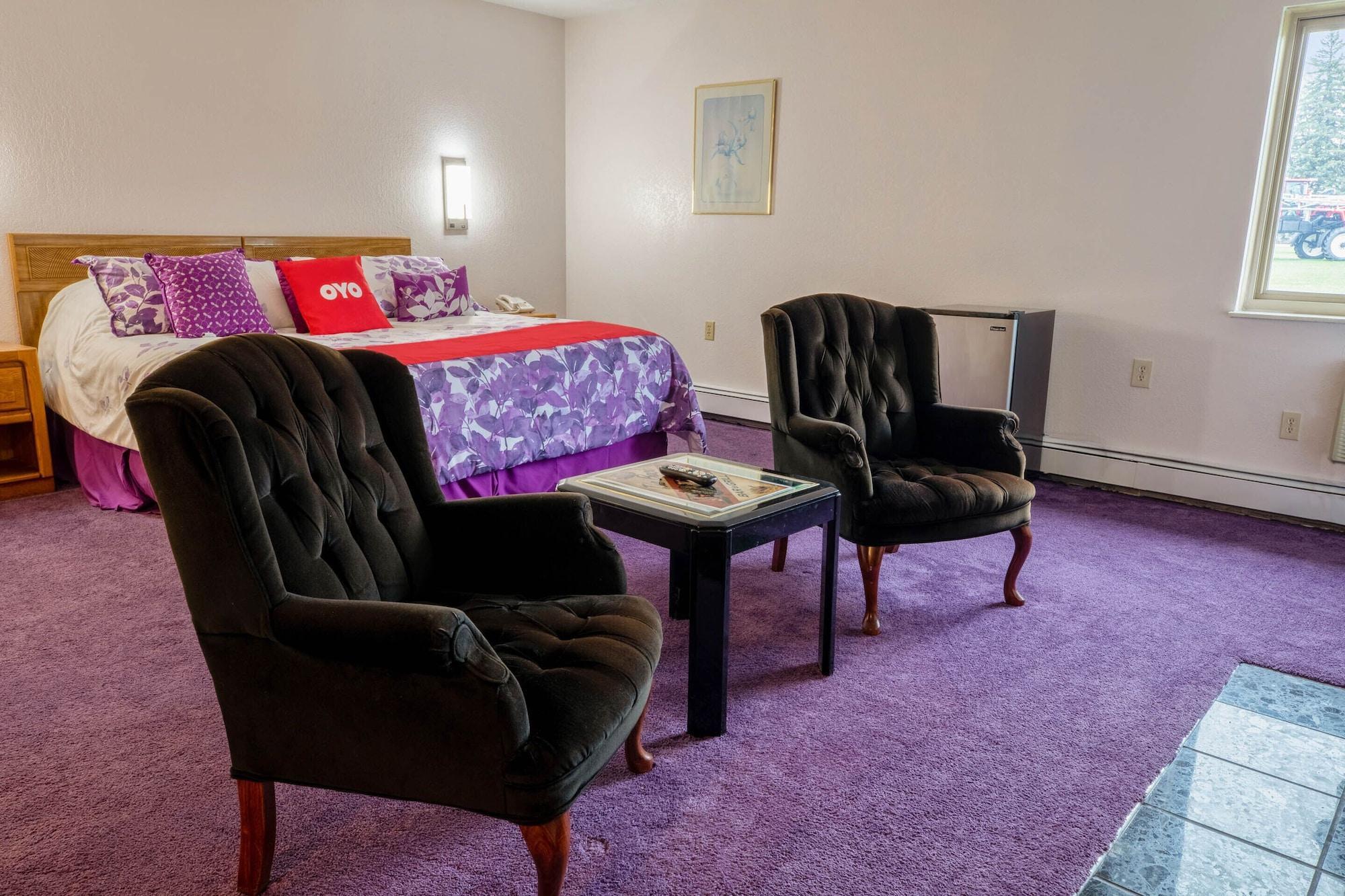Oyo Hotel Chesaning Route 52 & Hwy 57 Bagian luar foto